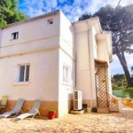 Maison familiale avec 3 chambres, grand jardin et espaces de vie conviviaux