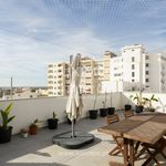 Penthouse T4, com sótão, para venda em Faro, Algarve