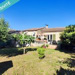 Cucuron, villa de plain pied avec garage et jardin proche du village