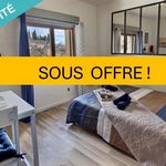 appartement vendu entièrement meublé au 1er étage.