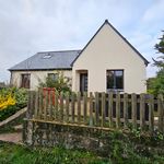 Maison cinq chambres sur sous-sol