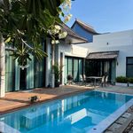 Ready-made villa with a swimming pool in Phuket for 13 million baht.