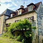 Pretty house in the heart of the village