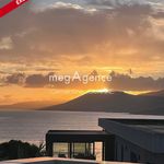 Magnifique villa sur 3 niveaux avec un studio indépendant et une magnifique terrasse vue mer à 2 pas de la plage