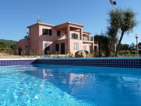 Located at the top of Capo Vaticano, a few minutes’ drive to the stunning beaches of Calabria, apartment on the ground floor, part of a recently built complex set in 18 acres of luscious greenery and featuring a large 10 m x 5 m a communal pool. The ...