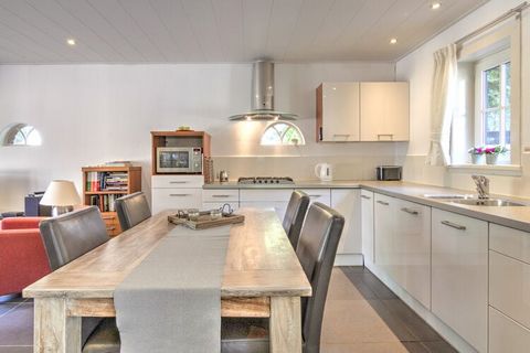 This is a peaceful holiday home with 2 bedrooms for 4 people in Wesepe, Netherlands. A horse stable near the house makes it a children's delight. The home is a good base for bicycle trips. You can even cross the Ijssel river on a bike ferry. The rive...