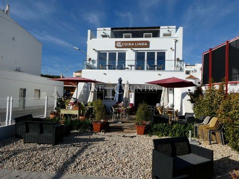 The building is a successful restaurant with a south/west facing garden perfect for al fresco dining with gorgeous views of Tavira and the Salinas. It comprises a ground floor room with attractive bar and professionally equipped back kitchen, a first...