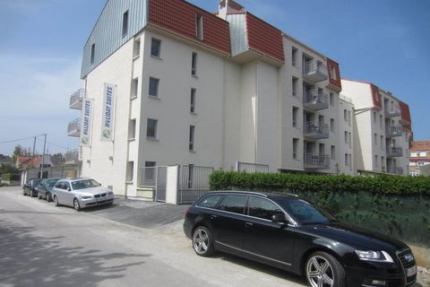 The modern Residence Bray-Dunes Margats is a stone's throw from the sea and the beach and features various types of apartments. There's a 4-person type (FR-59123-01) with two bedrooms with a double bed or twin beds. Or a 5-person apartment (FR-59123-...