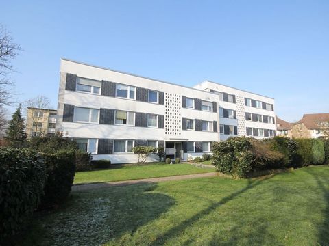 Completely renovated and newly furnished apartment in Hilden Musikantenviertel with full equipment. Here you live quietly and yet only 5mn to the city center and a few minutes to the freeway junction Hilden A46/A3/A59 with connections to Düsseldorf, ...