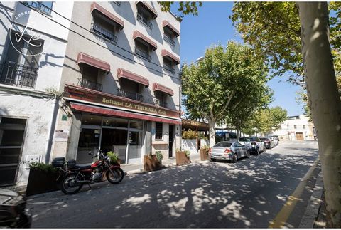 Explore a unique opportunity to enter the world of hospitality by acquiring a fully operational establishment. Located in the charming town of Castelló d’Empúries, a tourist destination with a population of 11,000 inhabitants. Inn Features: • 10 Suit...