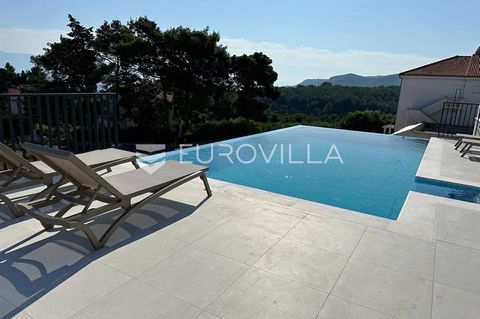 Hvar, Jelsa, just completed residential building with outdoor pool. It is divided into two floors. On the ground floor there is a furnished apartment consisting of a kitchen with dining room, living room, hallway, bathroom and two bedrooms, one of wh...
