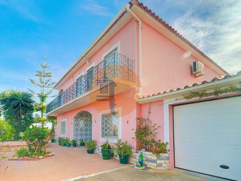 Unique Opportunity! Detached House in Tavira with Spacious Plot. We present to you a stunning detached house, located on the prestigious Amaro Gonçalves Street in Tavira. With a generous plot of land measuring 1980m², filled with trees, this property...