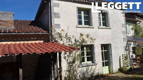 A24425LAL24 - This attractive stone house is to be found in a small hamlet in the Green Périgord. Only one kilometre from a small town with all services. Information about risks to which this property is exposed is available on the Géorisques website...