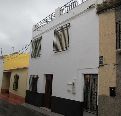 A nice house for sale in the heart of the pretty village of Las Pocicas in the Saliente Valley located approximately twenty minutes drive from Albox. On the ground floor there are two bedrooms,(one double and one single).A small lounge,a large lounge...