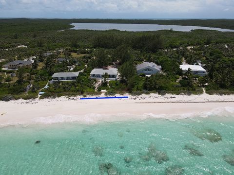 C-Breeze is a newly renovated luxurious 4 bedroom 3 bathroom contemporary designed home, with 2,000 square footage of living space, situated in the world renowned Double Bay community on the Island of Eleuthera, the Jewel of The Bahamas. This spectac...