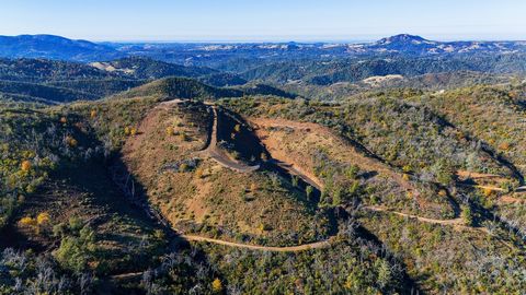 Located in Calaveras County, Hawver Road 40 is a multipurpose property with great versatility. Situated between San Andreas and Mokelumne Hill east of CA 49, this property provides a secluded yet central location in California's Mother Lode region. T...