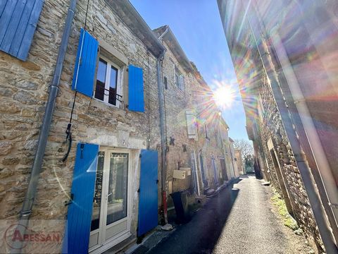 Gard (30), for sale in Ledignan, a Character stone building of almost 100m², completely renovated while retaining all the natural charm of the building. It has 2 apartments all rented. A duplex T2 of 35m², with a kitchen living room, and a bedroom up...
