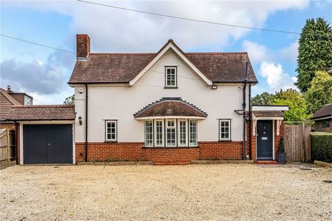 The spacious reception hallway greets you with warmth, featuring a downstairs cloakroom with shower and WC for added convenience. Entertain in style in the spectacular front-aspect dining room, providing ample space for hosting dinner parties and fam...