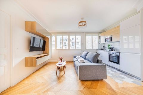 Charmant appartement van 38 m² met één slaapkamer, ideaal gelegen in het 16ᵉ arrondissement, dicht bij het openbaar vervoer. Een comfortabele plek voor uw verblijf om de stad te ontdekken. De bevoorrechte locatie van het appartement maakt het gemakke...