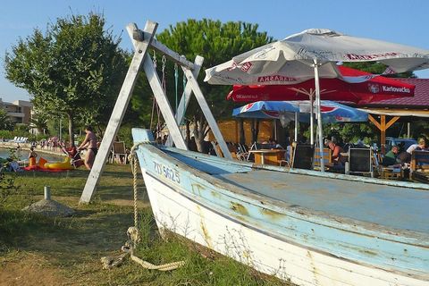 Die kleine Ferienanlage mit gemütlichen Appartements befindet sich nur einen kurzen Spaziergang von der Badebucht entfernt. Mit zwei separaten Schlafräumen sind die Ferienwohnungen ein toller Rückzugsort für Familien und Naturfreunde. Sollten Sie ein...