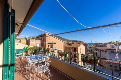 Large and Bright Penthouse with Panoramic Terrace and Garage in the Heart of Porto Ercole. Welcome to the heart of Porto Ercole, where tranquility and practicality meet in this spacious penthouse. This house, which is waiting to welcome you, is a hav...