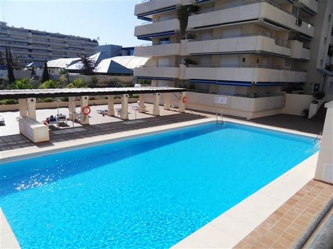 Apartment Middle Floor Puerto Banús Costa del Sol 2 Bedrooms 2 Bathrooms Built 95 sqm Terrace 14 sqm Very well maintained second floor west facing apartment overlooking the swimming poolAlso availible for long and short term rentals Great position in...