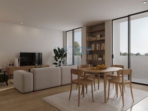 Leef in comfort en stijl in dit zorgvuldig ontworpen appartement met 2 slaapkamers en een oppervlakte van 78,60 m². Het balkon van 5 m², gelegen op het oosten/noorden, biedt een ochtend verlicht door zacht natuurlijk licht. Deze unit, gelegen in het ...