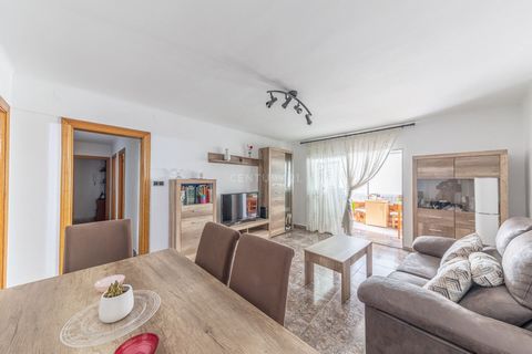 If you are looking for a comfortable, bright home with outdoor spaces, this apartment is perfect for you. Located in a quiet area, this property features 75 m² of living space and a large 84 m² patio, ideal for enjoying the outdoors, hosting gatherin...