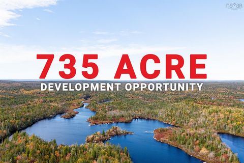 This rare 735-acre property in Big Lake, Nova Scotia, offers a prime investment opportunity with immense development potential. The property encompasses 12 expansive lots with nearly 22,000 feet of lake frontage across seven pristine lakes: Big, Murp...