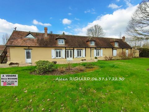 Alexa RICHARD Propriétés privées, J'ai le plaisir de vous faire découvrir cette belle longère normande. Au coeur d'un hameau entre Verneuil sur Avre et Breteuil petit village de campagne sans vis-à-vis d'une superficie de 150 m2 environ Habitable de ...