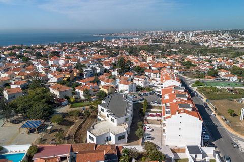 Identificação do imóvel: ZMPT569183 T1 c/ Varanda e vista desafogada no Murtal / Parede ,concelho de Cascais. Charmoso e Sofisticado, é um apartamento com personalidade, perfeito para quem valoriza detalhes e bom gosto. 75 m2 totalmente renovados , s...