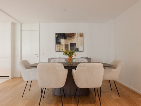 This two-bedroom apartment, located in a prestigious building, offers a high standard of quality and sophistication in the heart of Lisbon. With personalized finishes and a modern design, the property reflects a concept of comfort and elegance, ideal...