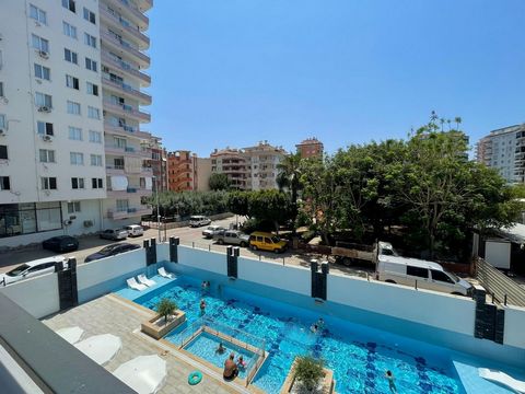 Moderno apartamento 2+1 en Mahmutlar con infraestructura con vistas al mar Este hermoso apartamento 2+1 en el corazón de Mahmutlar es una opción ideal para aquellos que buscan una vivienda cerca del mar. El apartamento está situado en un complejo res...