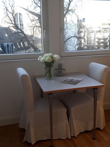 The Guesthouse is located in a very quiet area in the West End of Frankfurt and it offers furnished apartments in different sizes between 25qm - 45qm. The apartments offer a kitchenette, spacious shower bathrooms and wonderful roof terrace with a gar...