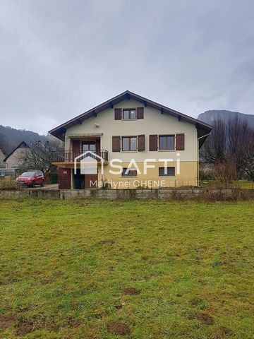 Maison de village de 90m² + sous sol de 90m² et combe à aménager de 90m²