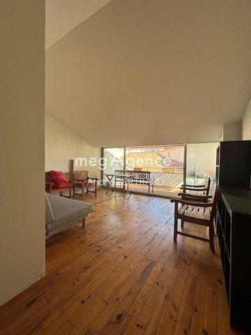 SUPERBE T4 DUPLEX DE 140M2 AVEC TERRASSE - COEUR DE VILLE