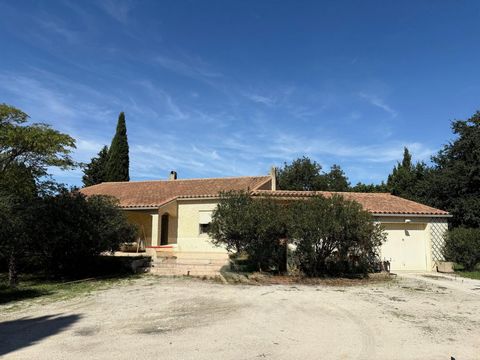 VILLA PLAIN PIED DANS UN ENVIRONNEMENT CALME