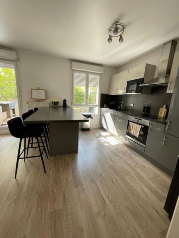 A AULNAY SOUS-BOIS 93600 CHARMANT APPARTEMENT LUMINEUX T3, 58 m², 2 chambres avec un parking