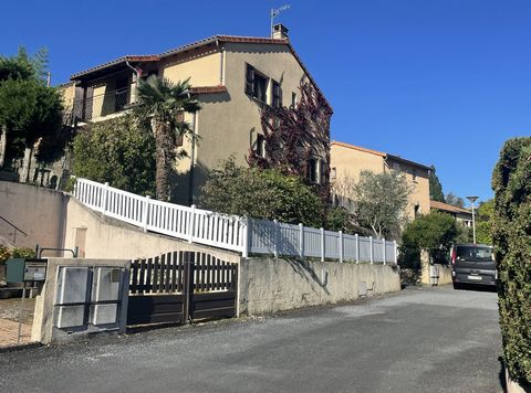 Maison familiale dans quartier prisé !