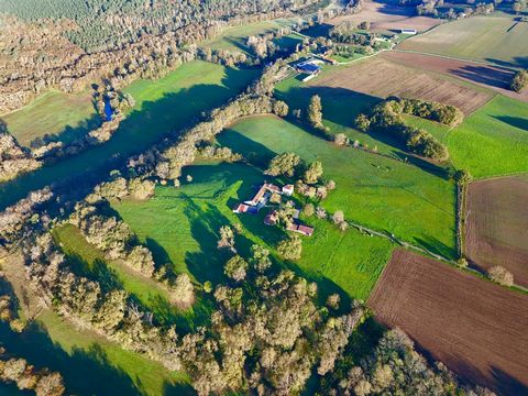 GRANDE PROPRIETE IDEALE POUR PROJET D'HEBERGEMENT