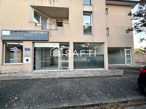 Location. : Local commercial à Castelginest