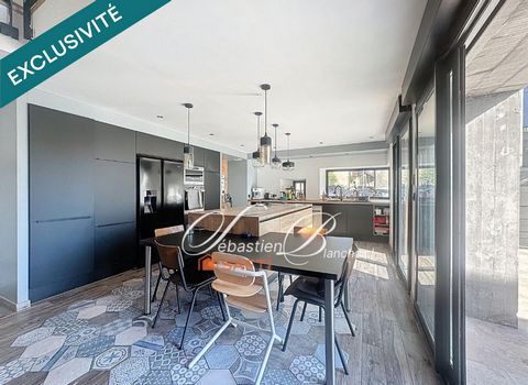 Maison de caractère à Billiat – 269 m² alliant charme de la pierre et modernité