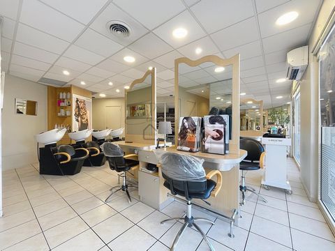 FONDS DE COMMERCE - SALON DE COIFFEURE ESTHETIQUE ET COSMETHIQUE