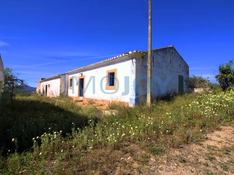 Spectacular land of 20 hectares built in the municipality of Tavira, with a very great potential and situated in a magnificent paradise. In this land has the possibility to build a hotel with five stars, is approved with 120 rooms, 240 beds, on 20 he...