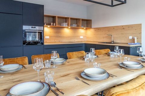This luxury apartment is located on the second floor of one of the two buildings of the small-scale apartment complex Resort Silvretta. It is only approx. 600 m from the valley station of the gondola (Zamang Bahn) with connection to the Silvretta Mon...