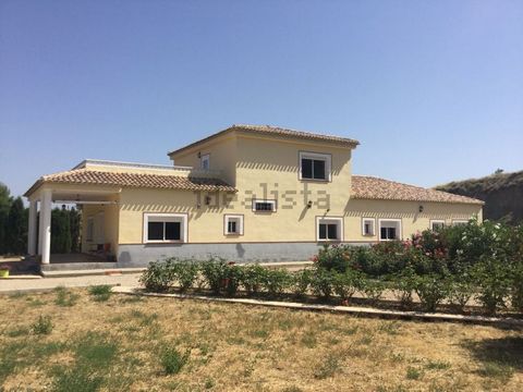 Superb 6 Bed House For Sale in Zarra Valencia Spain Esales Property ID: es5553263 Property Location Ctra. Ayora, 7 46621 Zarra Valencia Spain Property Details The Valencian Community, stretched across Spain’s southern coastline, continues to be one o...