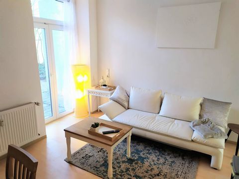 Welcome to this cozy, good-sized 2-room apartment with terrace. Fully equipped for 1 to 2 people: Family, business travelers, fitters - all feel at home here. Ideally located between Stolberg and Aachen Brand, in a few minutes you can reach the publi...