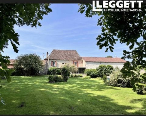 A25662BWI24 - This previous farmhouse offers many benefits. Land including 4 hectares+ for horses, with boxes and menage, a house comprising 3 beds, 2 bathrooms, a gite with bedroom, kitchen, bathroom and a veranda. A fitted barn(2022) of 125m2, a la...