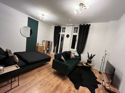 You can expect a modern, stylish small apartment in a former barracks in Magdeburg. The apartment offers everything you need for a comfortable, relaxed and pleasant stay. There is also a small balcony for relaxation. It is quietly located and has its...