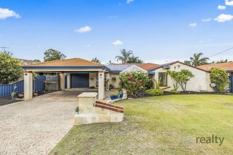 FABULOUS 4-5 BEDROOM FAMILY HOME! Positioned for convenience, this fabulous family home won’t disappoint! You’ll love the ‘bigger than usual’ Master suite & the open plan central living spaces that seamlessly integrate to the impressive alfresco whic...